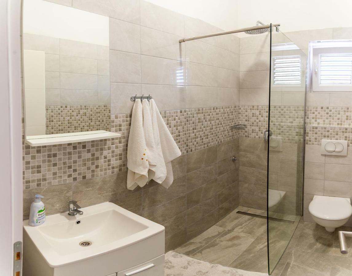 Abc Apartments Stobrec สปลิท ภายนอก รูปภาพ
